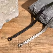 Pulsera de eslabones planos negra