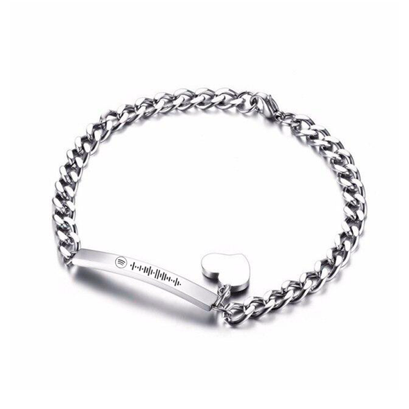 Chain and heart bracelet with Spotify Song